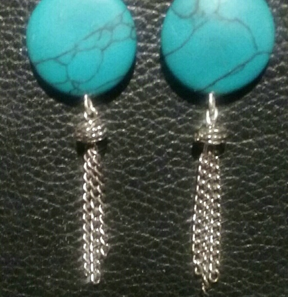 Handmade Silver Chained Turquoise Disc Earrings - Picture 3 of 3
